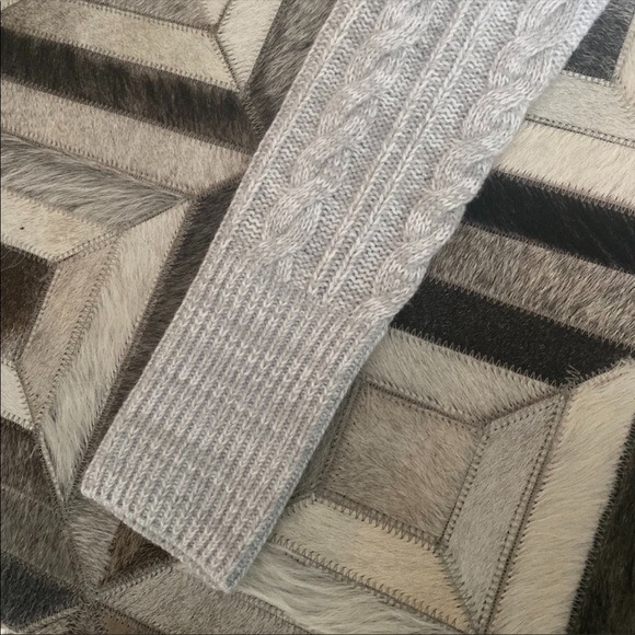 GUESS Cowl Neck OTS Grey Sweater Dress XS - Picture 3 of 5